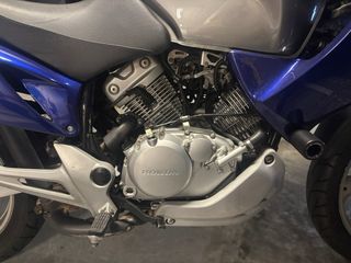 Honda Varadero 125cc Aventura Azul/Plata