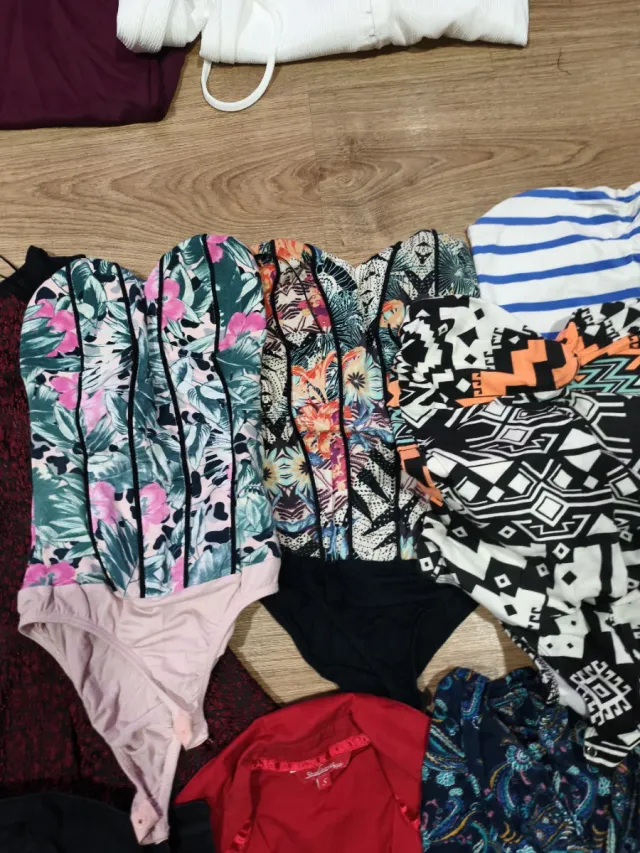 Lote de camisetas variadas