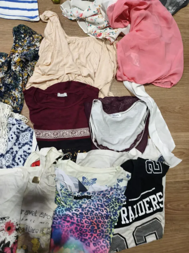 Lote de camisetas variadas