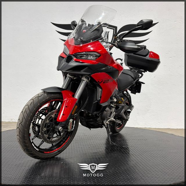 DUCATI MULTISTRADA V2 S - del 2025, con 4.562 km