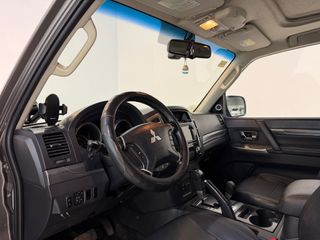 Mitsubishi Montero 2015