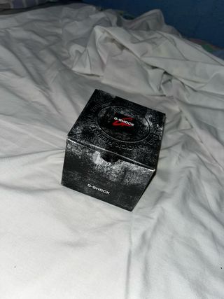 Reloj Casio G-Shock Negro y Rojo