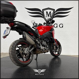 DUCATI MULTISTRADA V2 S - del 2025, con 4.562 km