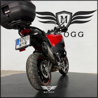 DUCATI MULTISTRADA V2 S - del 2025, con 4.562 km