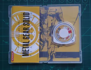Metal Gear solid: Peace Walker psp