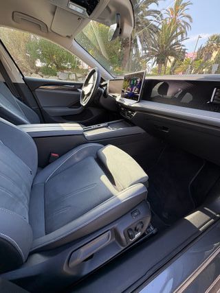 Volkswagen Passat 2024