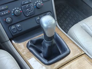 XC90 2.4 D5 163 CV 7 PLAZAS * 1 DUEÑO Y NACIONAL *