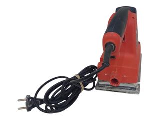LIJADORA BLACK AND DECKER KA274E 310W