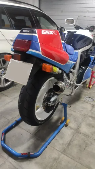 Suzuki GSXR 750 1990