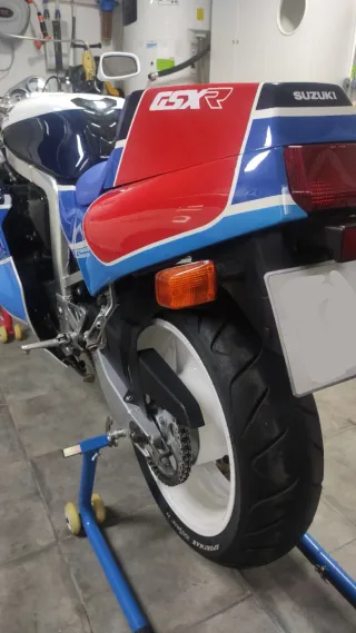Suzuki GSXR 750 1990
