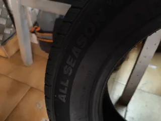 Vendo 2 neumáticos nuevos