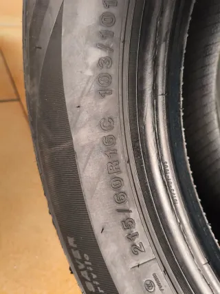 Vendo 2 neumáticos nuevos