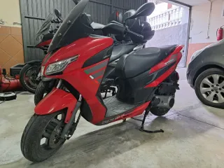 Aprilia SXR 50 cc Scooter