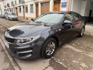 Por 186€ mes KIA Optima 1.7 CRDi VGT Business141CV