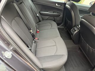 Por 186€ mes KIA Optima 1.7 CRDi VGT Business141CV