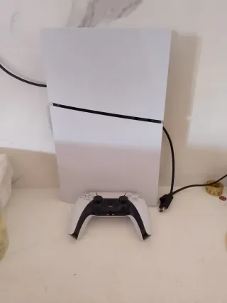 Consola PlayStation 5 con mando