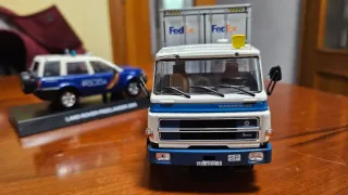 Camion Barreiros + coche Policia