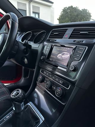Volkswagen Golf 2014