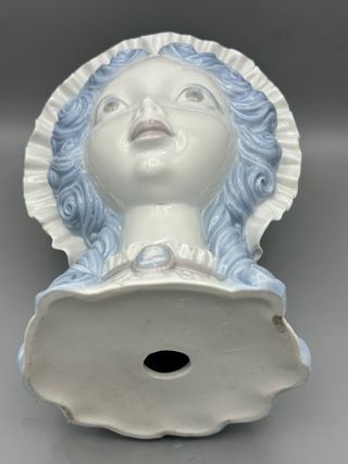 REF: 01004686 “CABEZA DAMITA CON COFIA” LLADRÓ