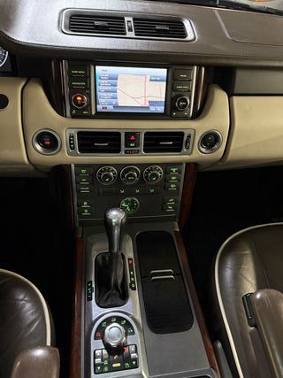 Land Rover Range Rover VOGUE