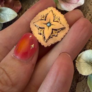 Spilla antica placcata oro 800 titre fix