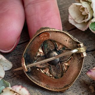 Spilla antica placcata oro 800 titre fix