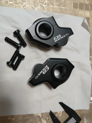 Elevadores Manillar Moto CB1000R Negro 22mm
