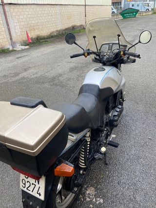 BMW K75 - Moto Clásica
