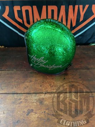 Casco metal flake green