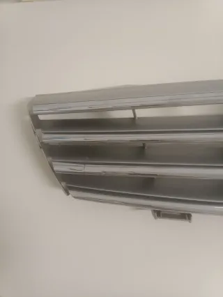 Rejilla Mercedes CLS W218