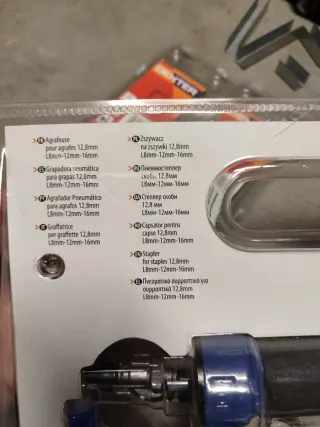 Pistola Grapadora Neumática Dexter + Manguera