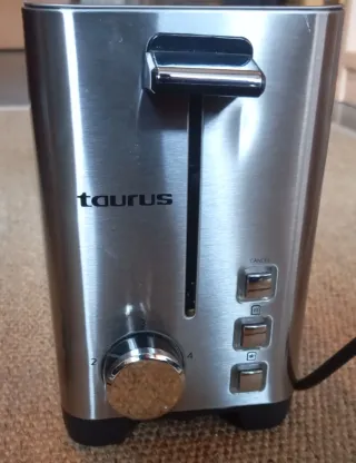 Tostadora Taurus Metálica