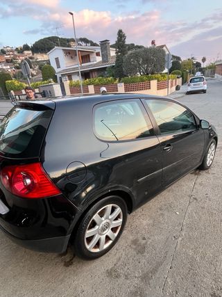 Volkswagen Golf 1.6