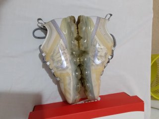 Nike Air VaporMax 2019 Beige Talla 40.5