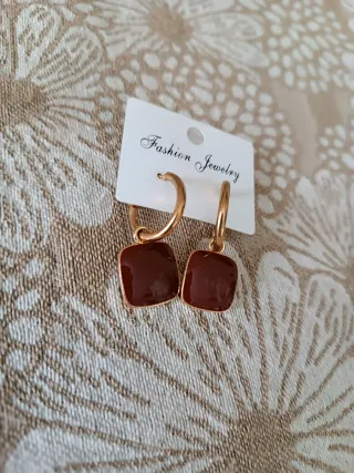 Orecchini quadrati marroni e oro