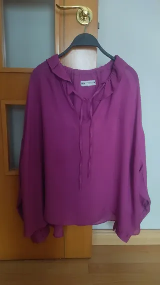 Blusa Zara.