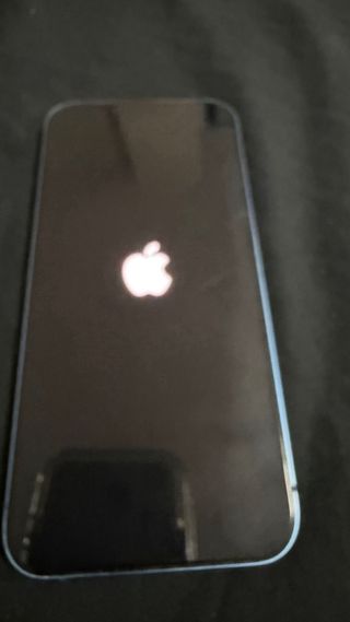 iPhone 13 Azul, precio NO negociable