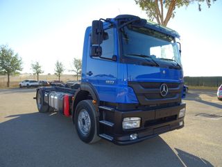 Mercedes AXOR 18 33-CAMIONES GANCHO PORTACONTENEDO