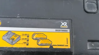 Maletín Taladro DeWalt + 2 Baterías + Cargador