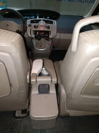 Renault Grand Scenic 2005