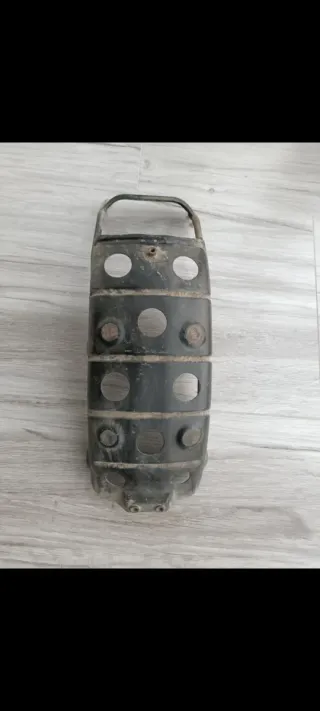 Soporte Guardabarros trasero Suzuki Intruder 125cc