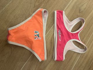 Lote de bikinis de niña
