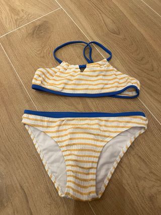 Lote de bikinis de niña