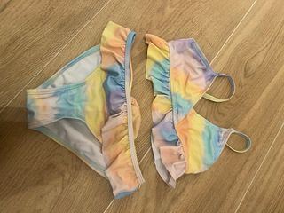 Lote de bikinis de niña