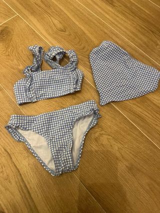 Lote de bikinis de niña