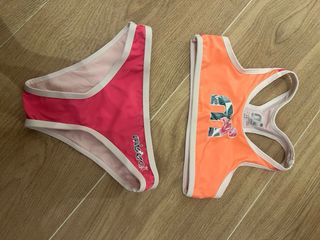 Lote de bikinis de niña