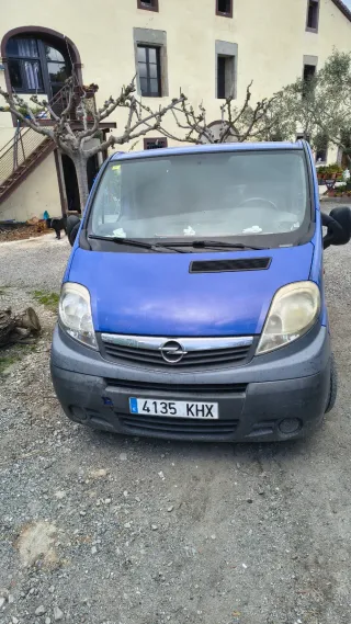 Opel Vivaro 2011