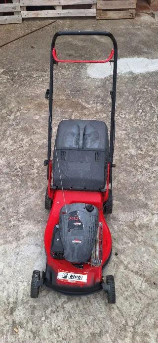 Cortacésped Efco Rojo