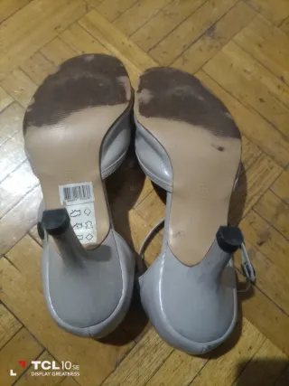 Zapatos de tacón beige talla 37
