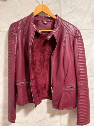 Cazadora polipiel roja
